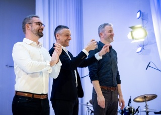 Спеть вместе с залом «Спокойной ночи, малыши».