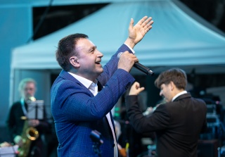 Музыкальное путешествие сквозь года.